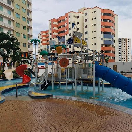 Prive Riviera Park Hotel Caldas Novas - Lindo Apartamento Inteiro Para 4 Pessoas Kültér fotó